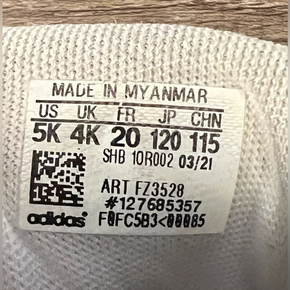 adidas Toddlers Grand Court Leopard Trainers, Size-5 Minimally Worn - Picture 5 of 6